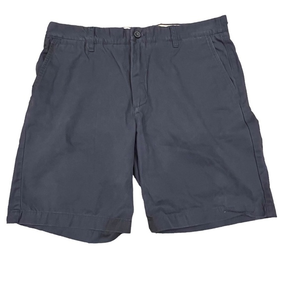 H&M Other - H&M Men’s Navy Blue Flat Front Shorts, Size 34